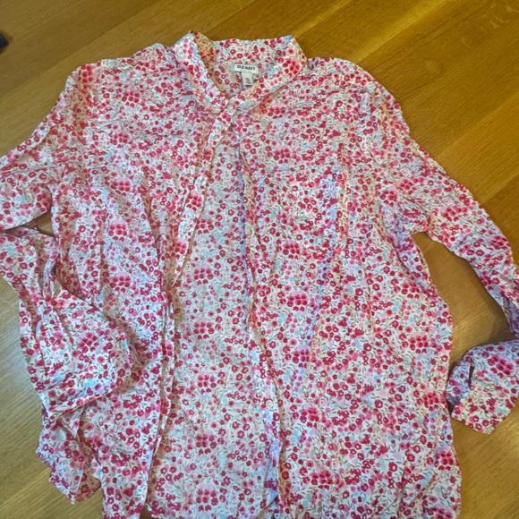 Old Navy Tops - Old Navy Pink and Red Floral Shirt